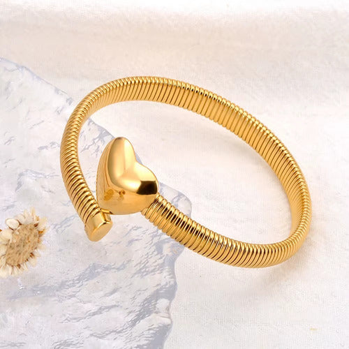 Coil Heart Kada - 18k Gold Plated