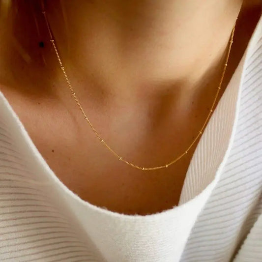 Minimalist Chain