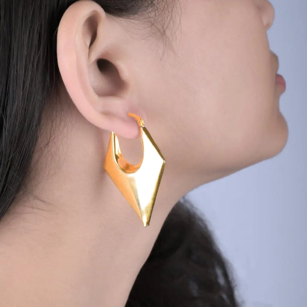V-Shape Hoop