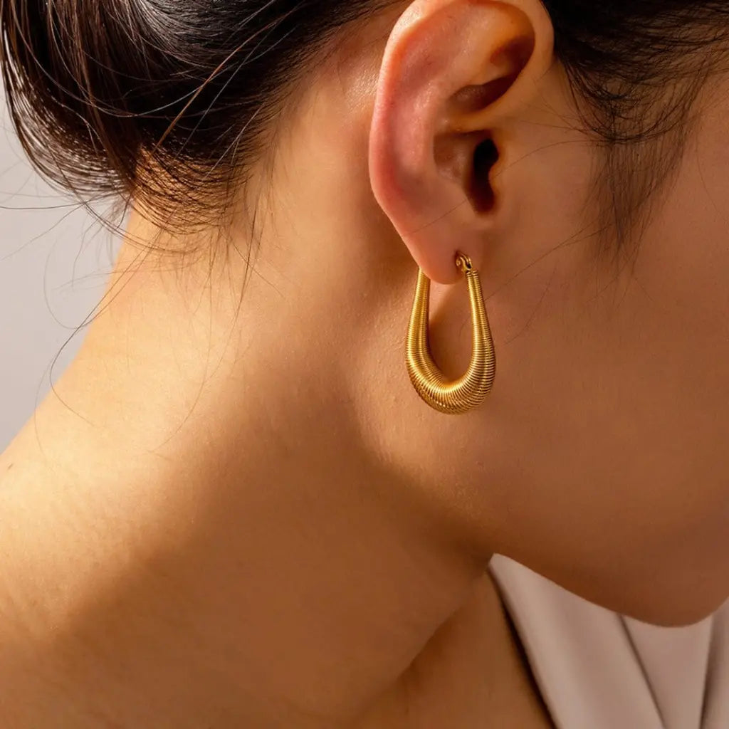 Spiralling Hoops