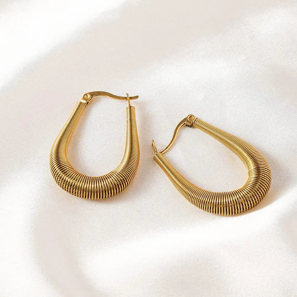 Spiralling Hoops