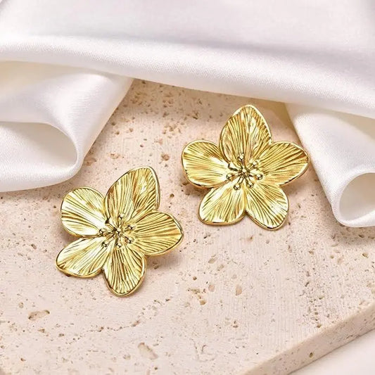 Chic Flower Earrings